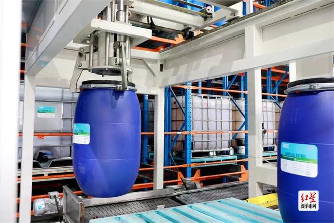 新津?qū)＞匦隆靶【奕恕鳖I(lǐng)跑，工業(yè)4.0重塑塑料智造新未來